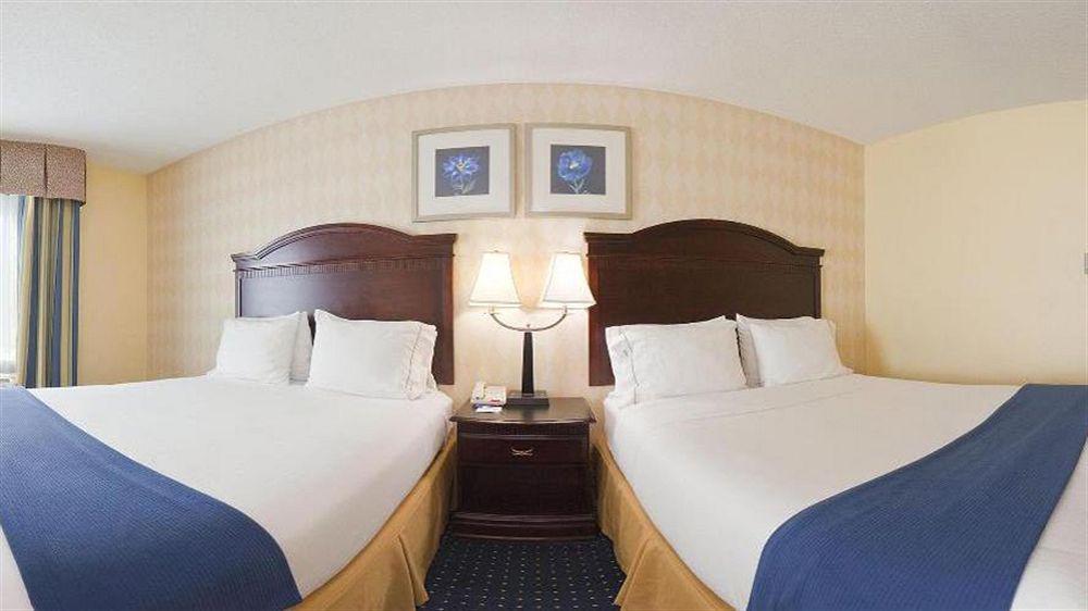 Holiday Inn Express & Suites San Antonio West Sea World Area By Ihg Esterno foto