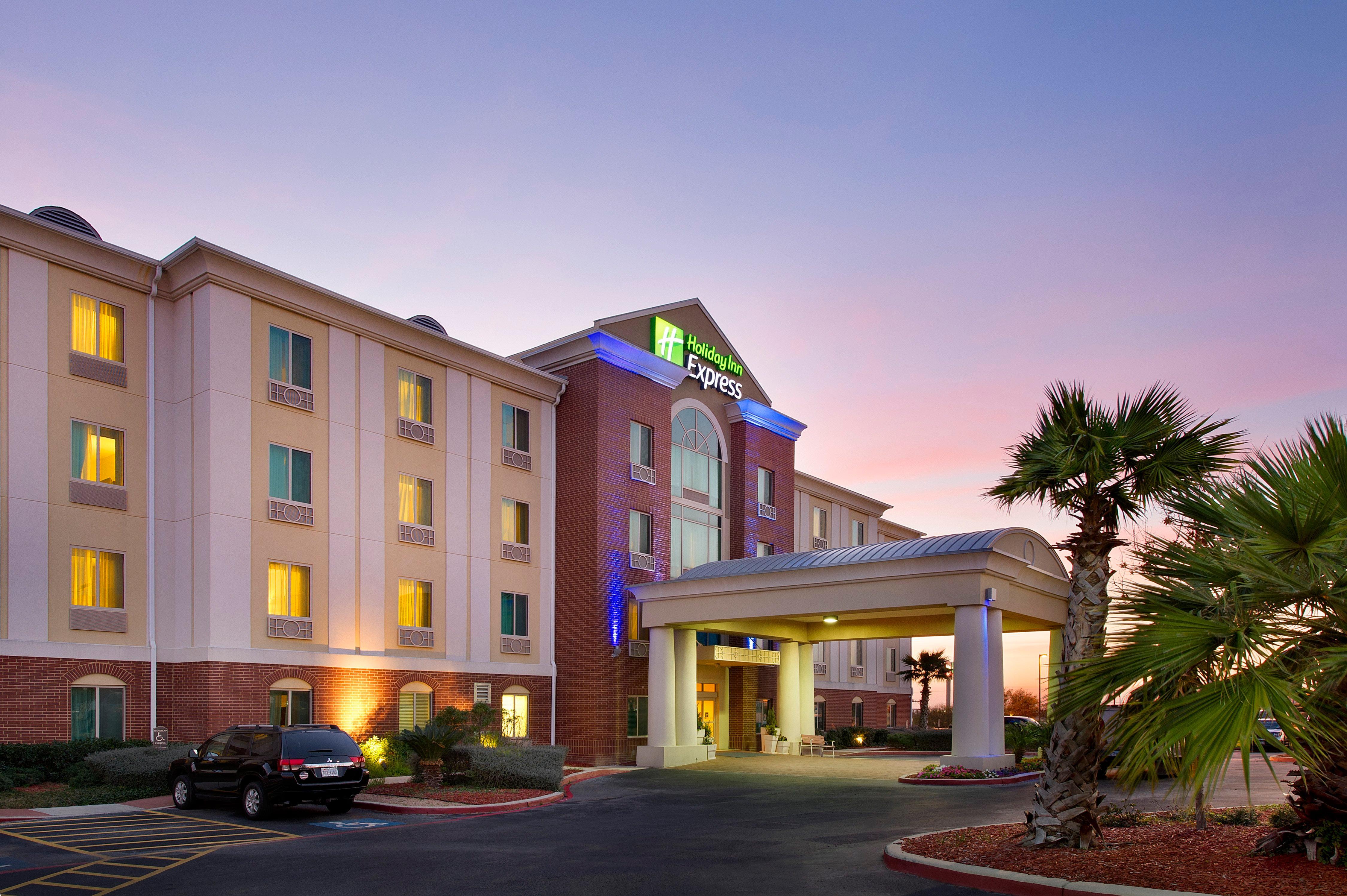 Holiday Inn Express & Suites San Antonio West Sea World Area By Ihg Esterno foto