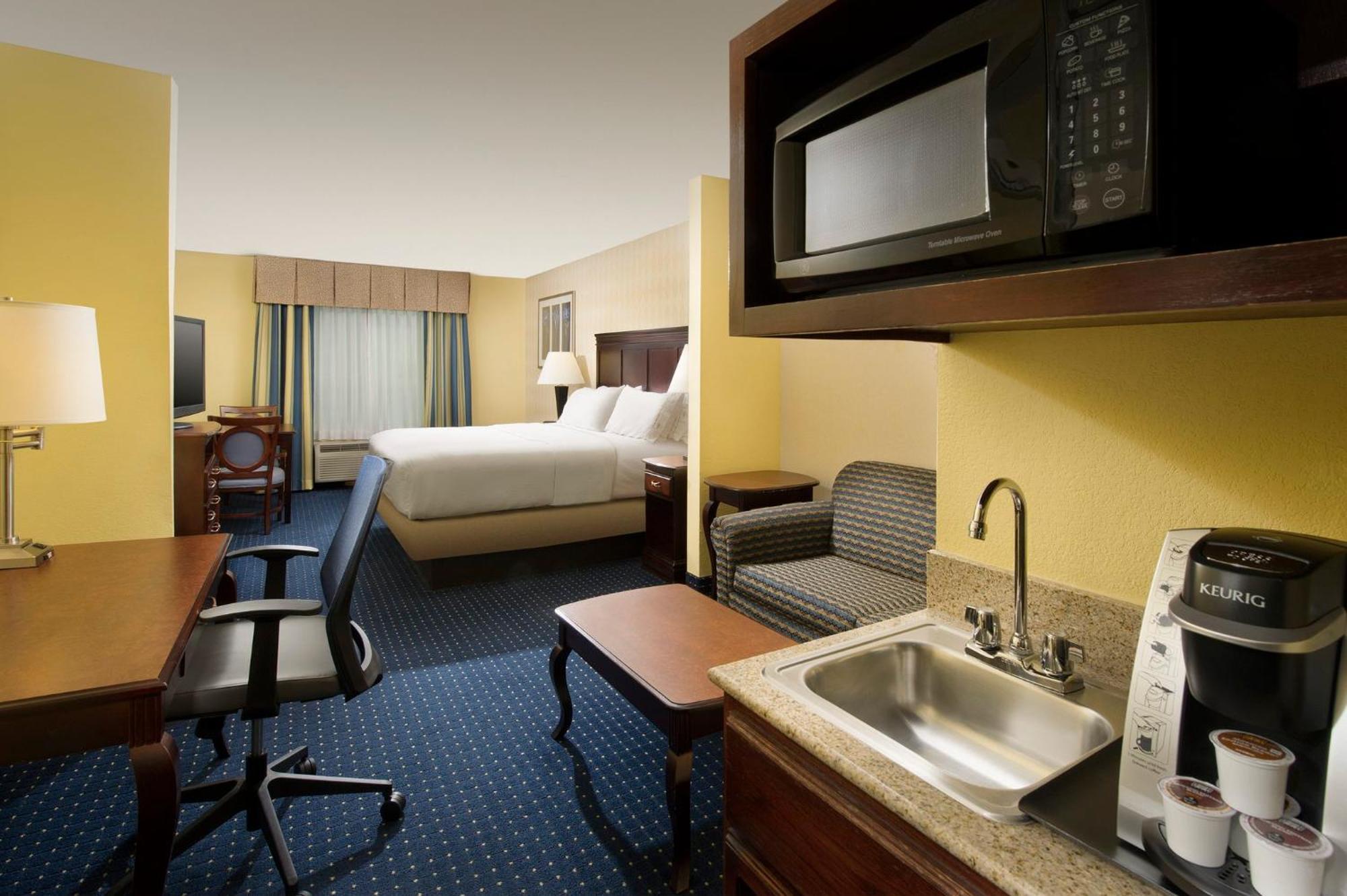 Holiday Inn Express & Suites San Antonio West Sea World Area By Ihg Esterno foto