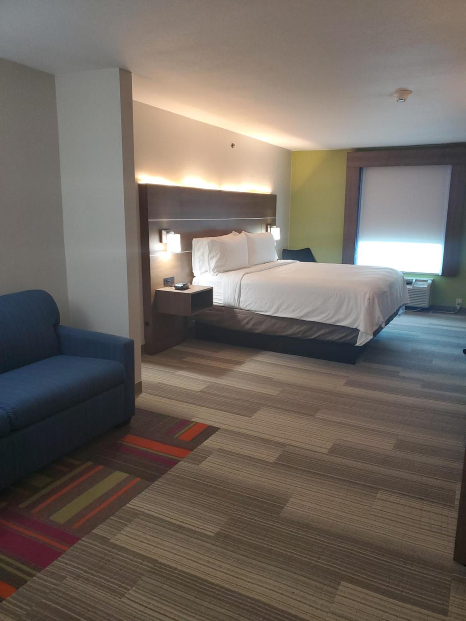 Holiday Inn Express & Suites San Antonio West Sea World Area By Ihg Esterno foto