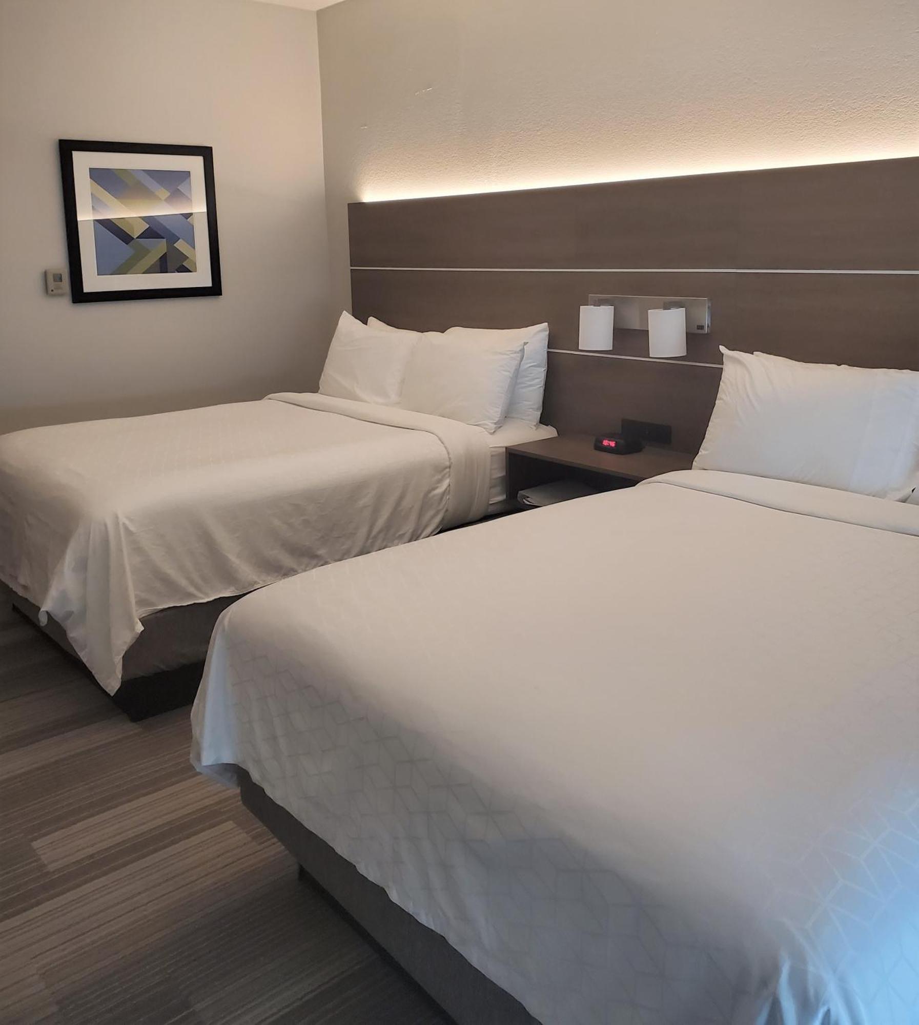 Holiday Inn Express & Suites San Antonio West Sea World Area By Ihg Esterno foto