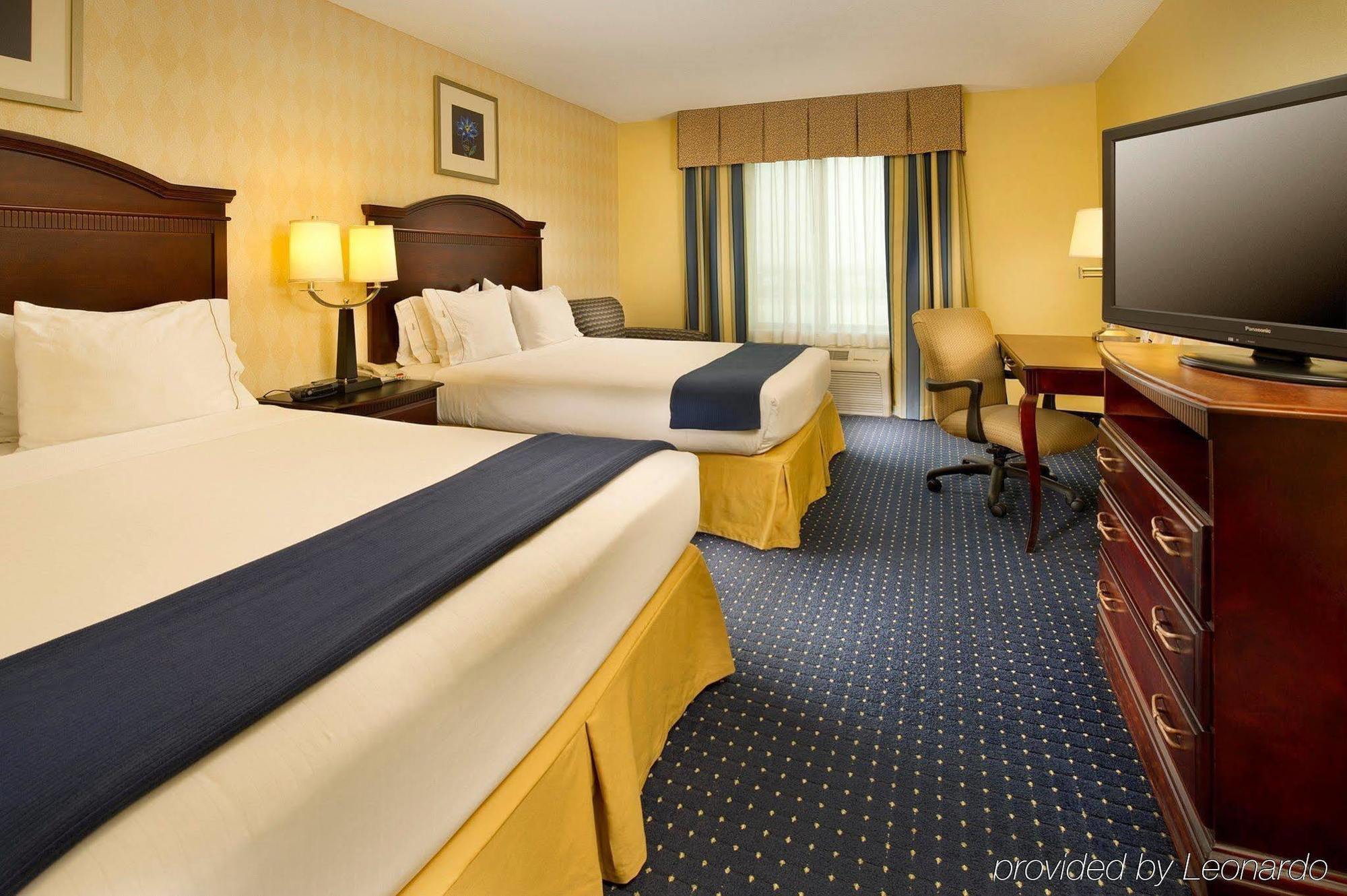 Holiday Inn Express & Suites San Antonio West Sea World Area By Ihg Esterno foto